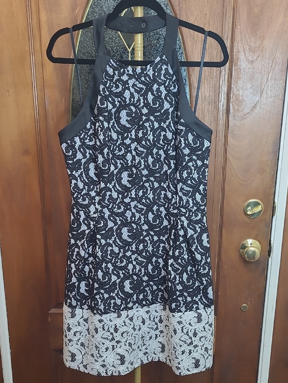Jessica Simpson Black & White Lace Backless Halter Dress size 14